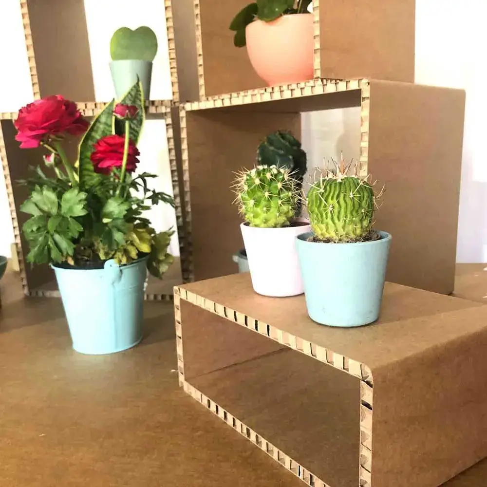 cube table riser