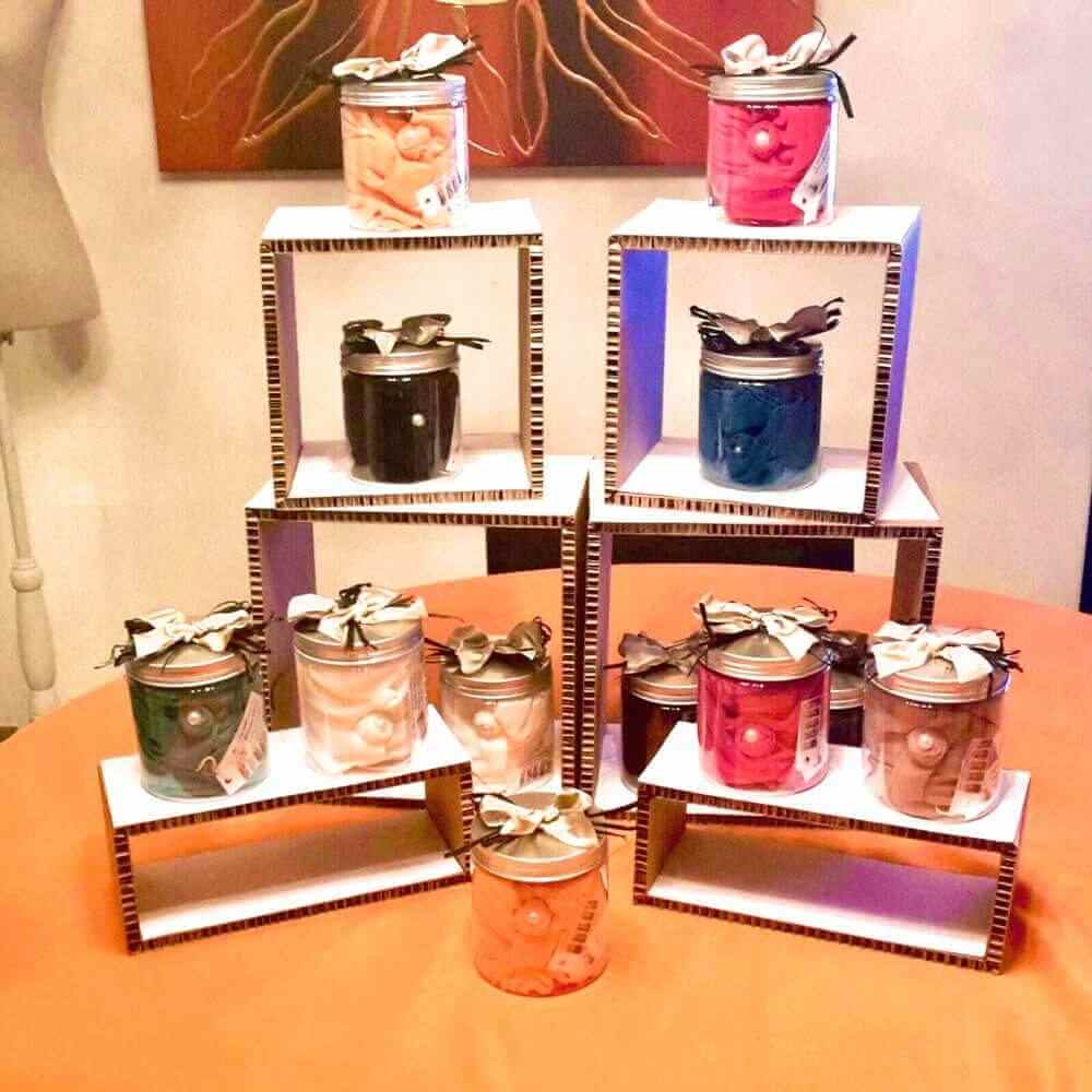 vase display stand